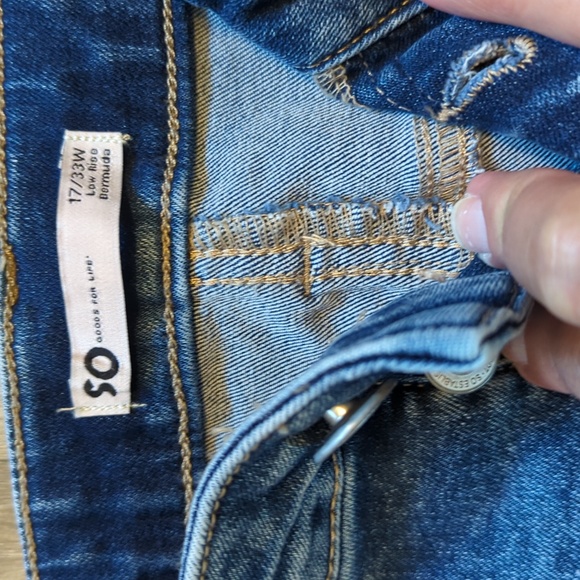 NWOT Junior's Size 17 Button Fly Shorts by SO - Picture 3 of 8